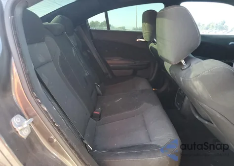 2021 Dodge Charger Sxt z USA, uszkodzony, nr VIN 2C3CDXBG6MH679475